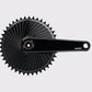 Pédalier mono-plateau Stone Aero noir usiné CNC en aluminium 7075-T651 avec manivelle et axe SRAM DUB sur fond blanc. (Noir)
