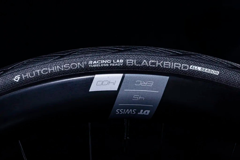 PNEU | HUTCHINSON | BLACK BIRD ALL SEASON