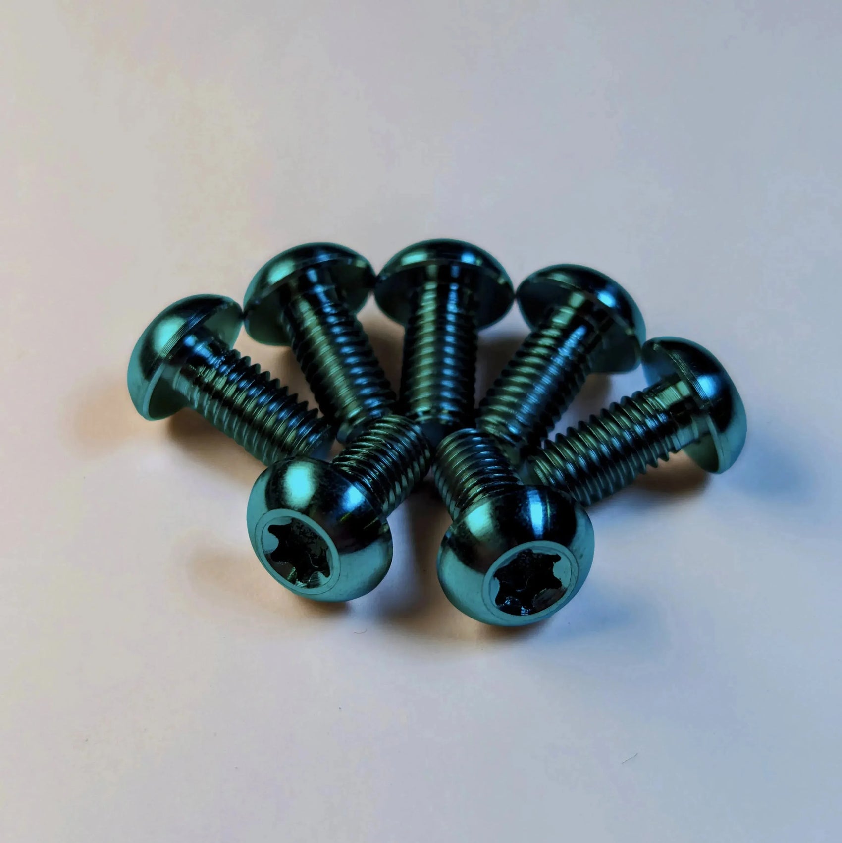 ACCESSOIRE | CYKL | KIT VISSERIE TITANE - CYKL.STORE