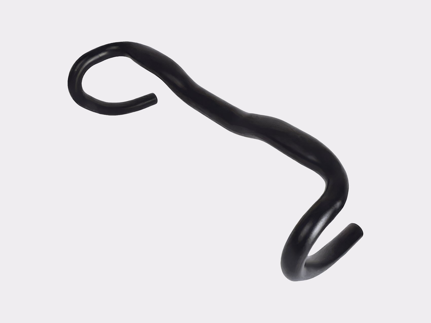 Vue en perspective du cintre gravel CYKL en alliage d'aluminium noir mat, mettant en évidence le rise de 20 mm et le flare de 15 mm.