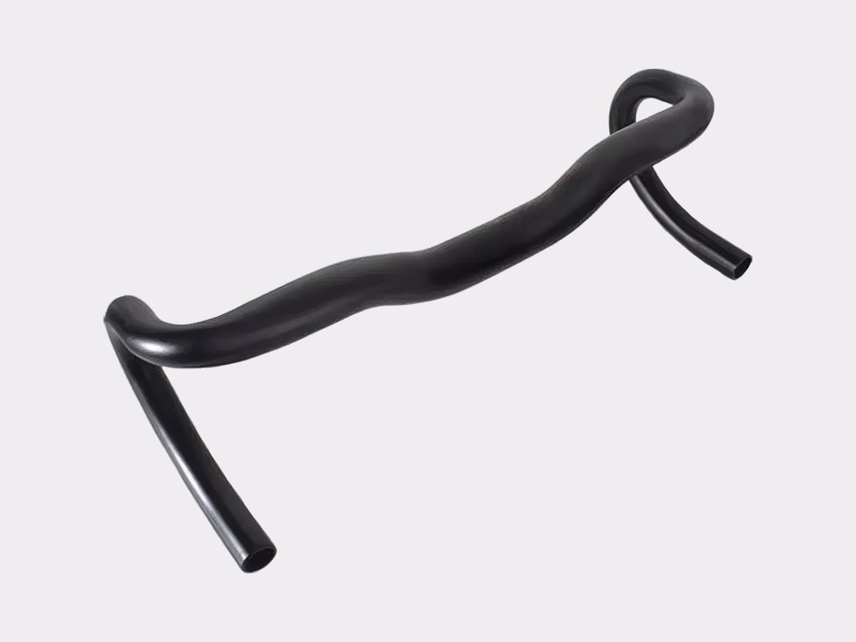 Vue arrière détaillée du cintre gravel exposant les orifices d'entrée pour le routage interne des gaines et la géométrie du reach.