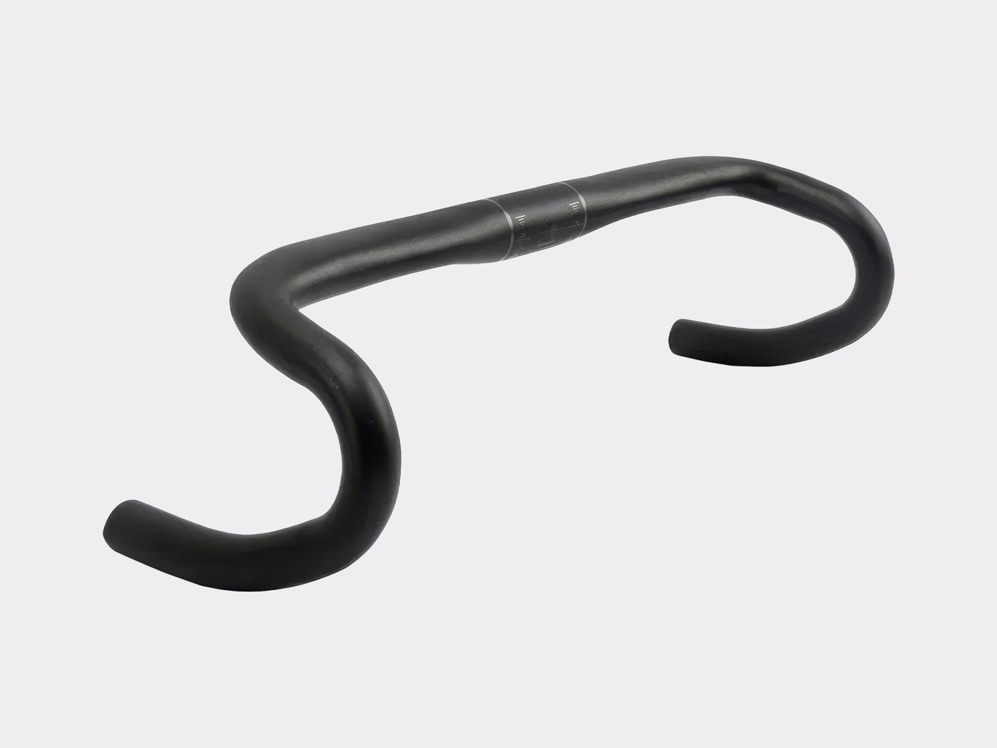 Vue en perspective du cintre route CYKL en alliage d'aluminium, mettant en évidence le diamètre de fixation de 31,8 mm et la finition noir mat.