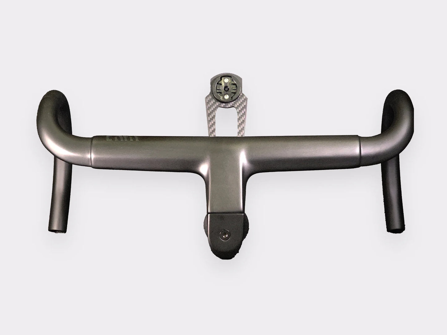 Cockpit route carbone CYKL GEN2 vu de dessus, support compteur en carbone installé à l’avant, forme compacte et aérodynamique.