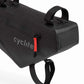 Gros plan sur la partie avant de la sacoche Cyclite Frame Bag 02 noire, montrant le port de passage protégé pour câble d'alimentation ou tuyau d'hydratation. (Noir)