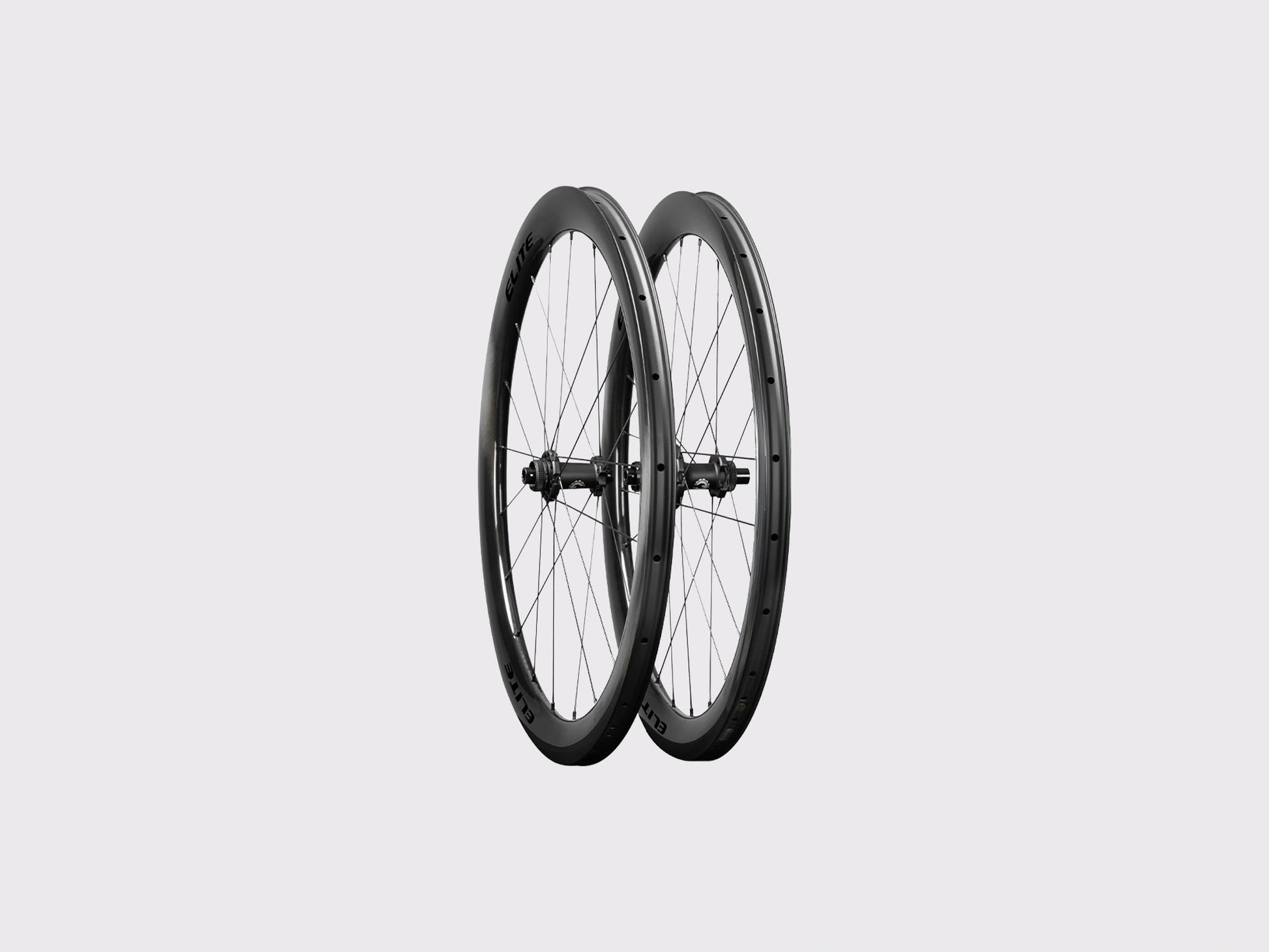 Paire de roues Elitewheels Marvel II 50D pour frein a disque axe traversant 12mm vue de trois quarts (Noir) (50 mm)