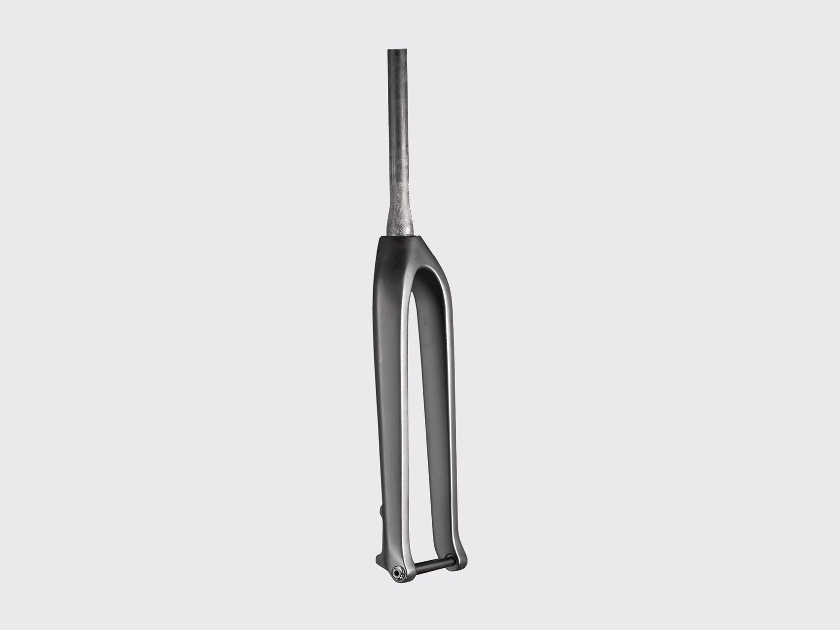Vue d'ensemble de la fourche carbone rigide CYKL AARNY. Structure monocoque avec pivot conique, fourreaux droits et axe traversant Boost 110x15 mm en finition noir mat.