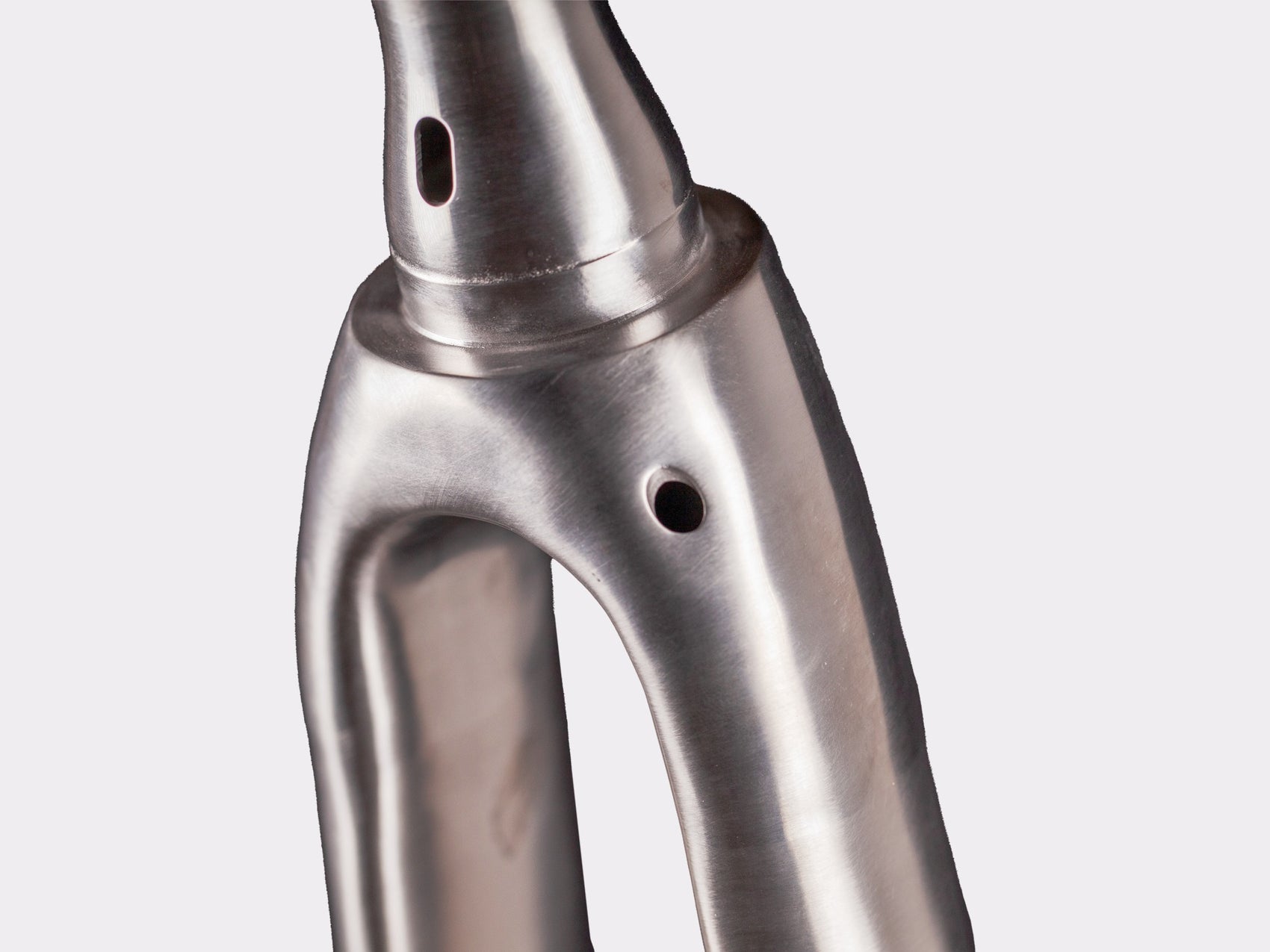 Fourche route titane CYKL SWIIFT sans œillets, passage de gaines semi-interne / externe