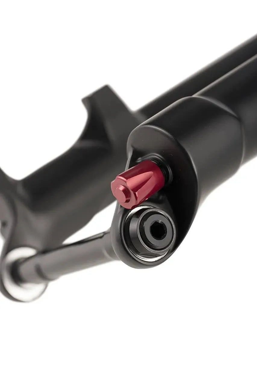 Système d’amortissement hydraulique Kindshock GTC – rebond ajustable et blocage pour un contrôle précis sur tout type de sol.