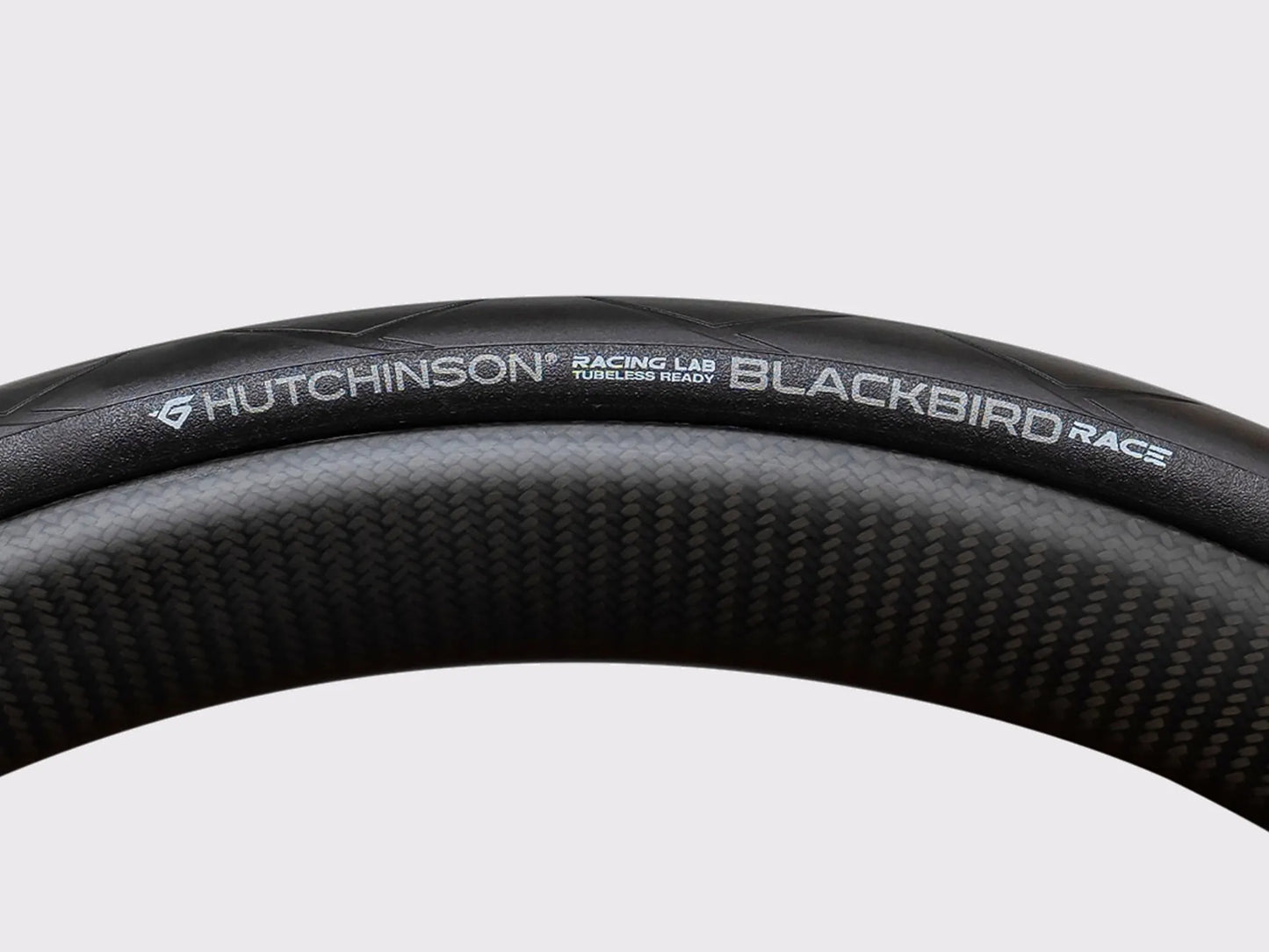 Pneu Hutchinson Blackbird TLR Race tubeless route
