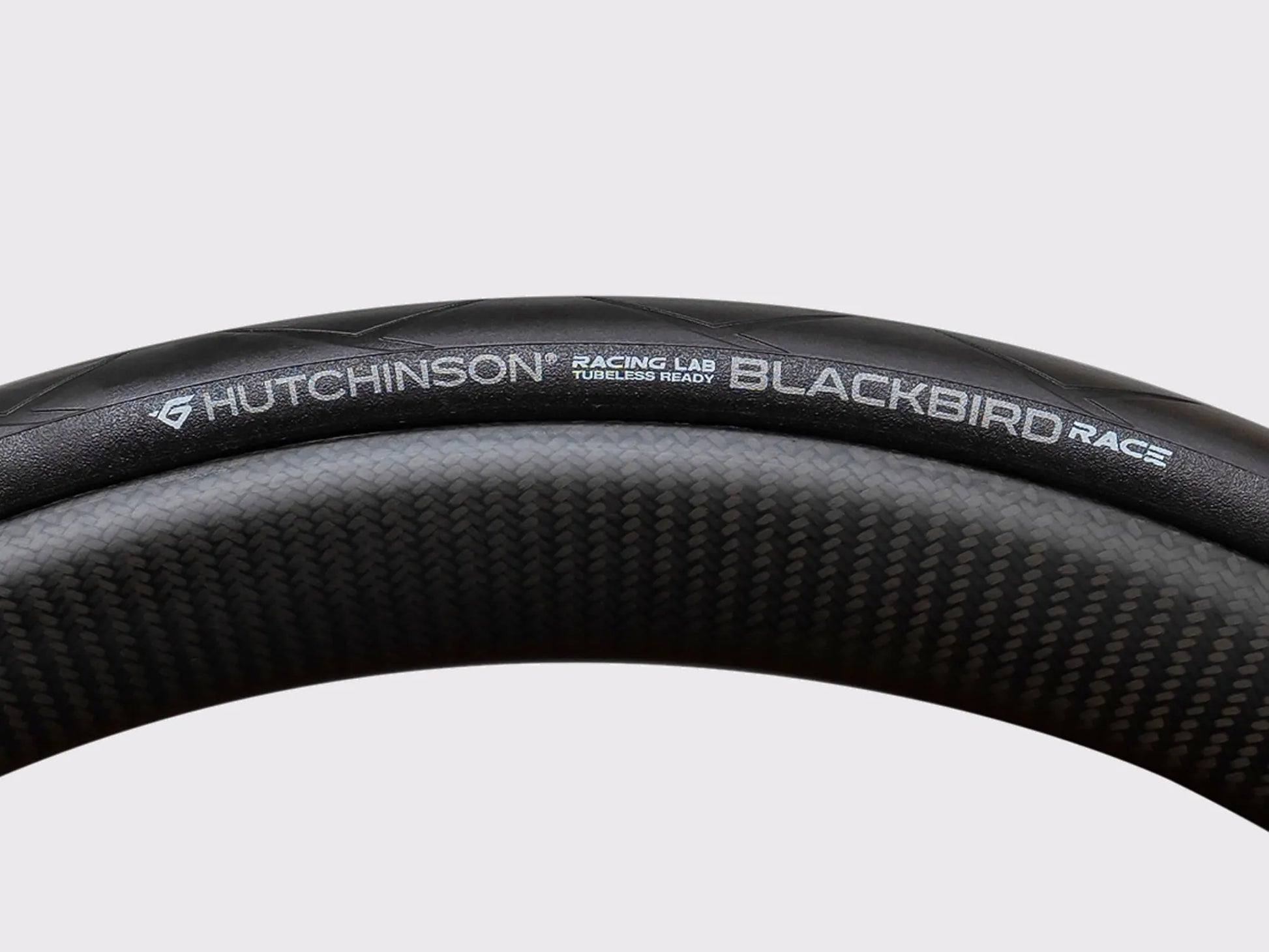 Pneu Hutchinson Blackbird TLR Race tubeless route