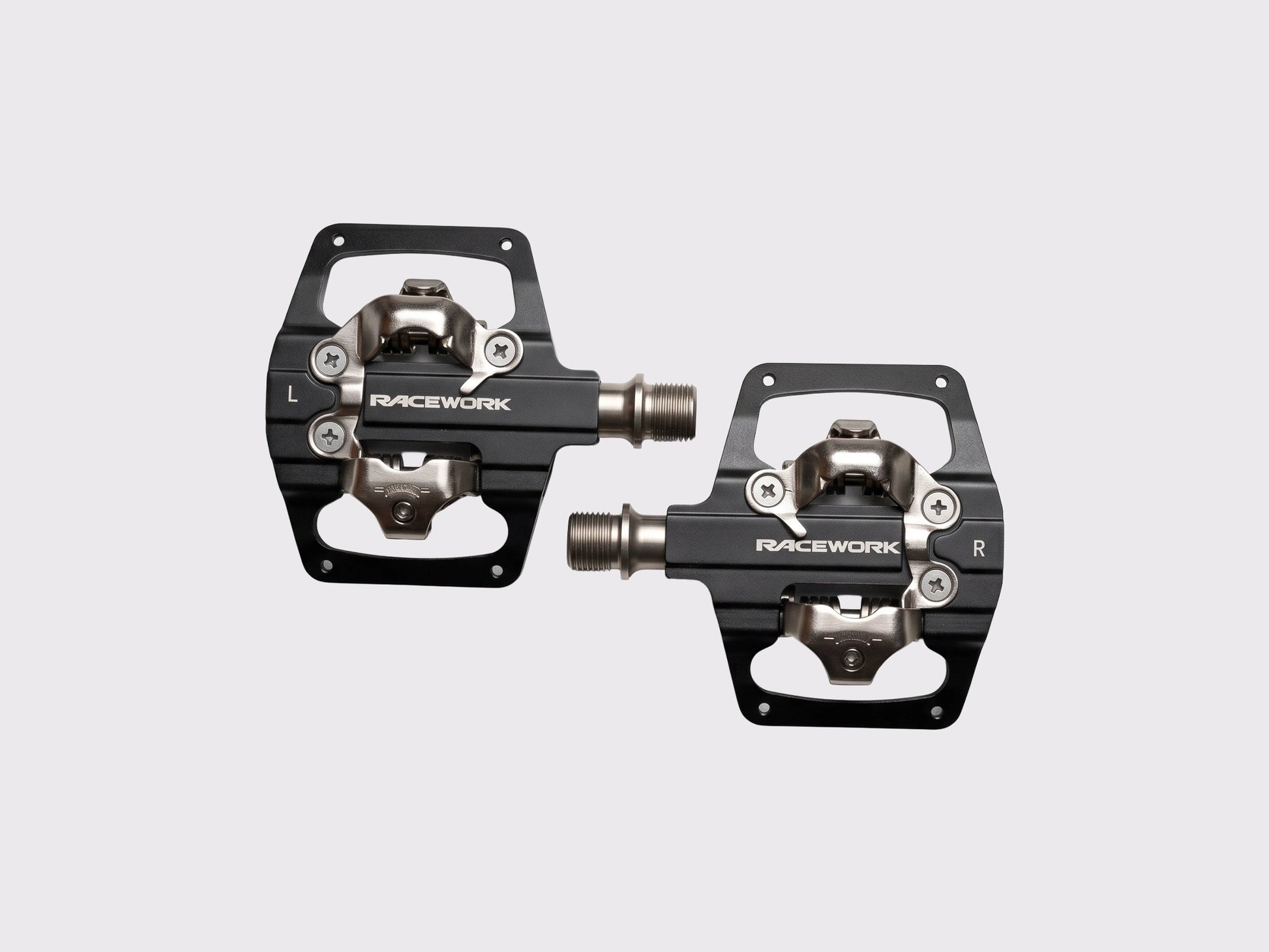 Pédales mixtes Racework SPD-Plate, vue de l'interface automatique avec mécanisme de rétention compatible standard Shimano SPD.