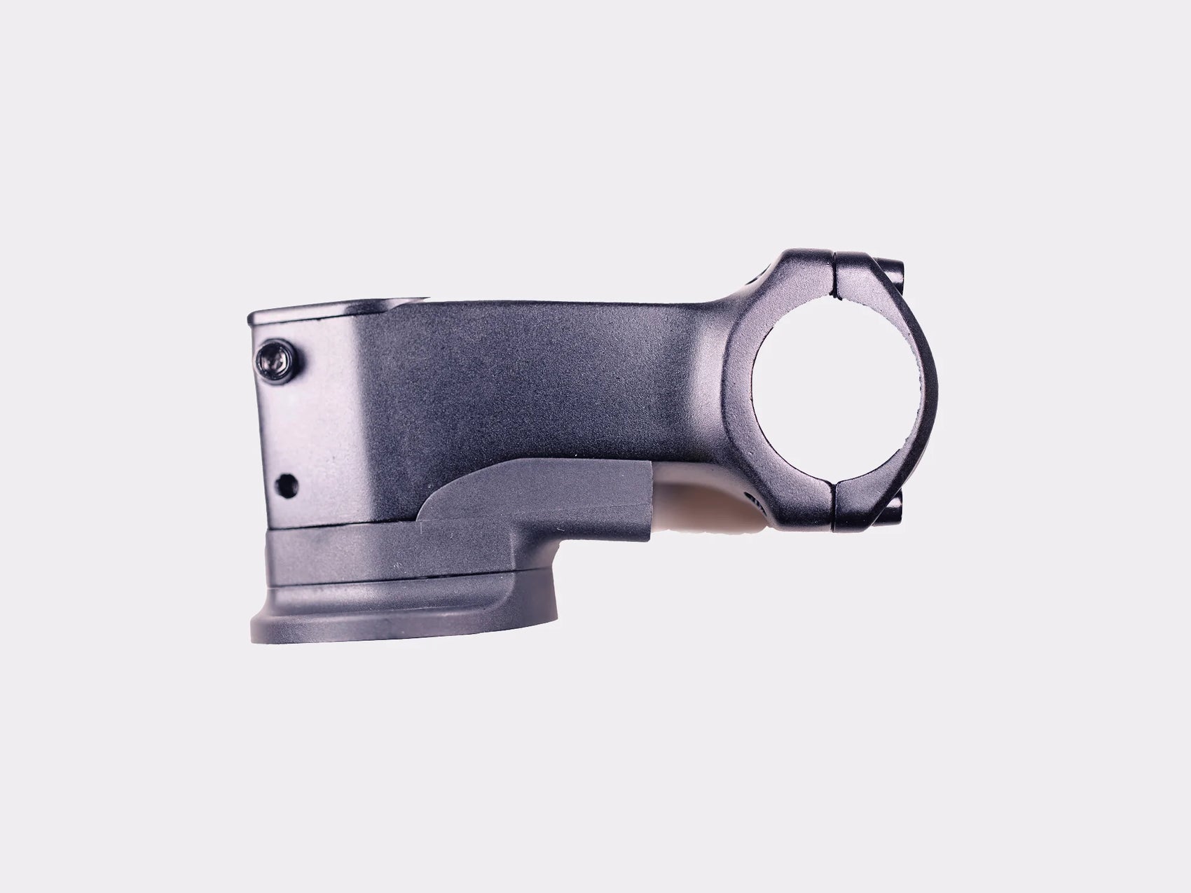 Profil latéral de la potence aluminium CYKL, intégration discrète et compatibilité direction 1-1/2".