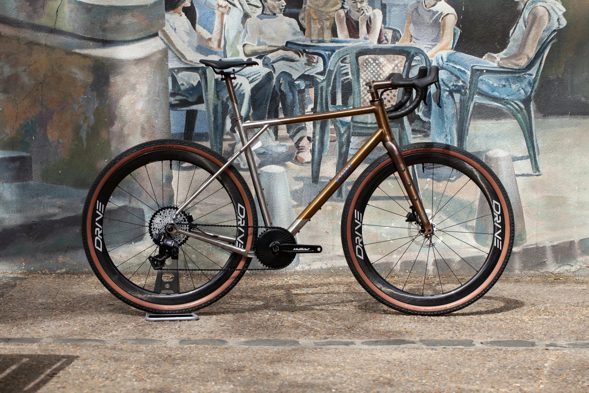 PRET A ROULER | CYKL | GRAVEL | GRAAVE Le cuivre - CYKL.STORE