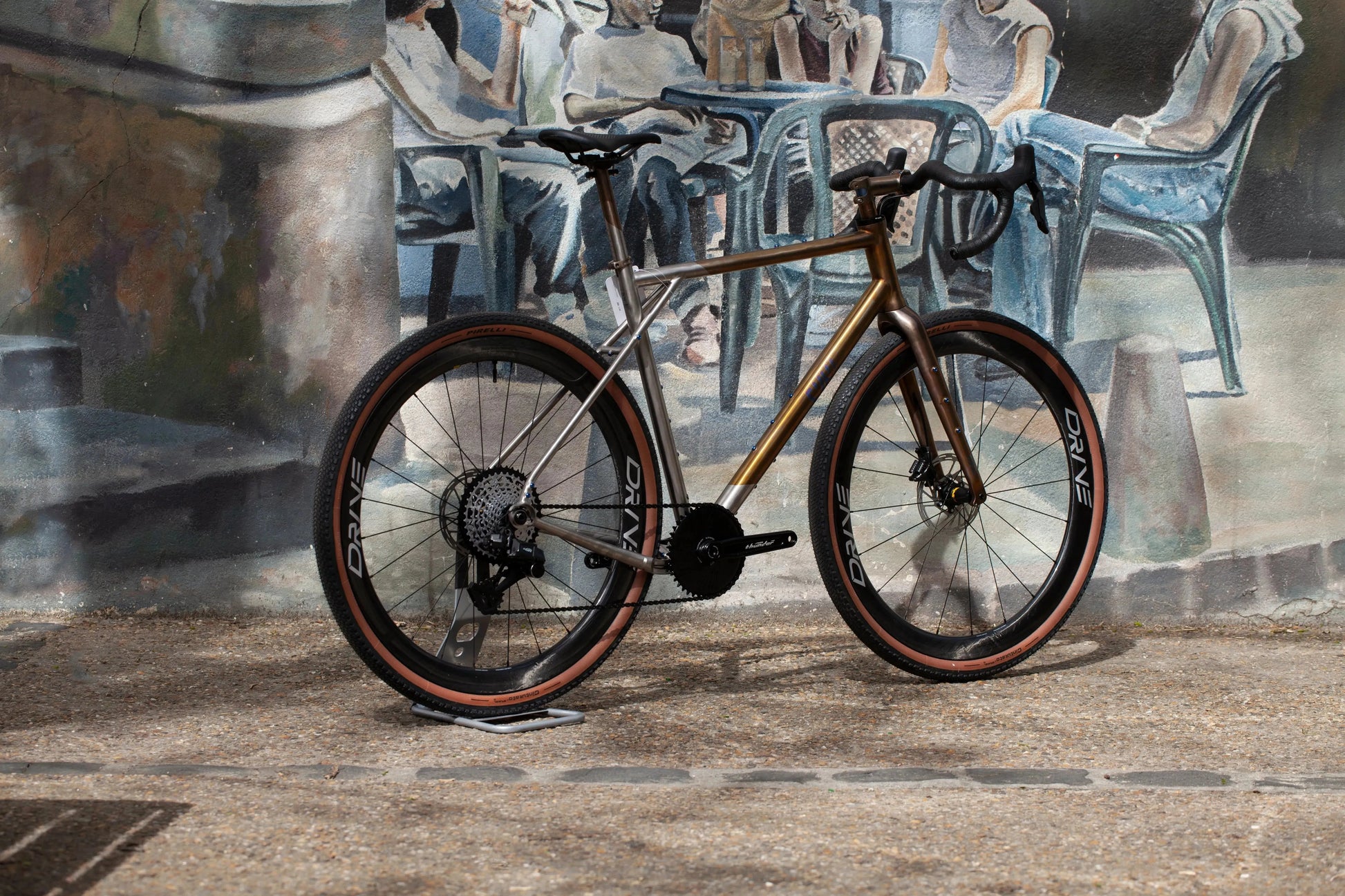 PRET A ROULER | CYKL | GRAVEL | GRAAVE Le cuivre - CYKL.STORE