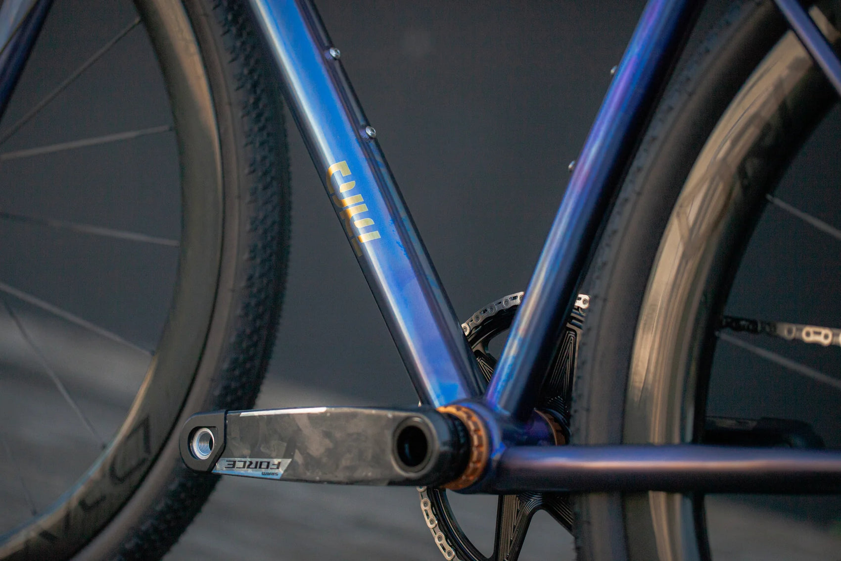 PRET A ROULER | CYKL | GRAVEL | RAAVE 2025 Irradient