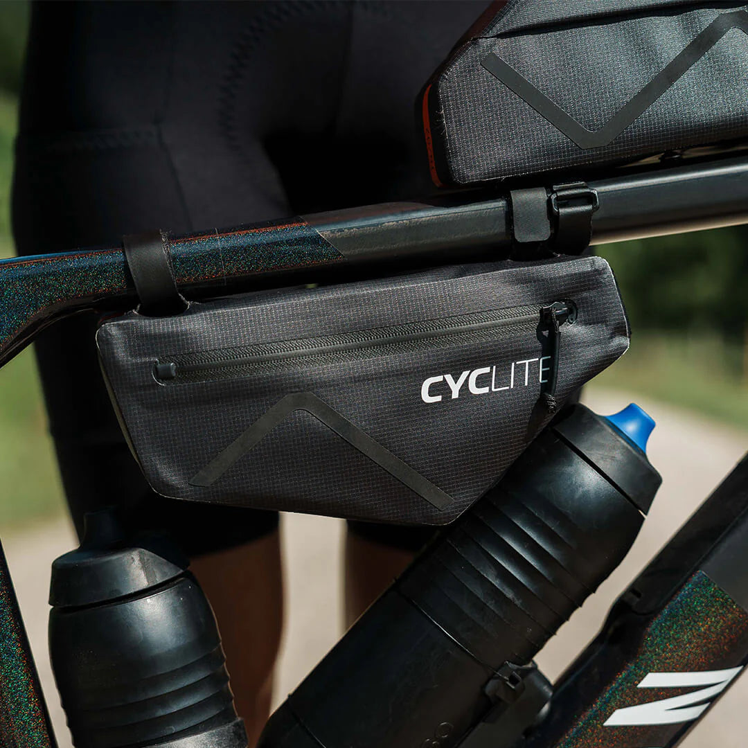 Petite sacoche ultra légère de tube supérieur Cyclite small top tube bag 01 black | CYKL