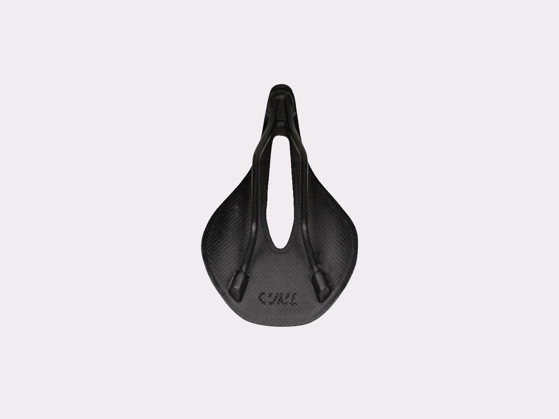 Vude de dessous de la selle carbone CYKL UltraLight SL avec revêtement fin. 143 mm de large pour un poids de 95 g