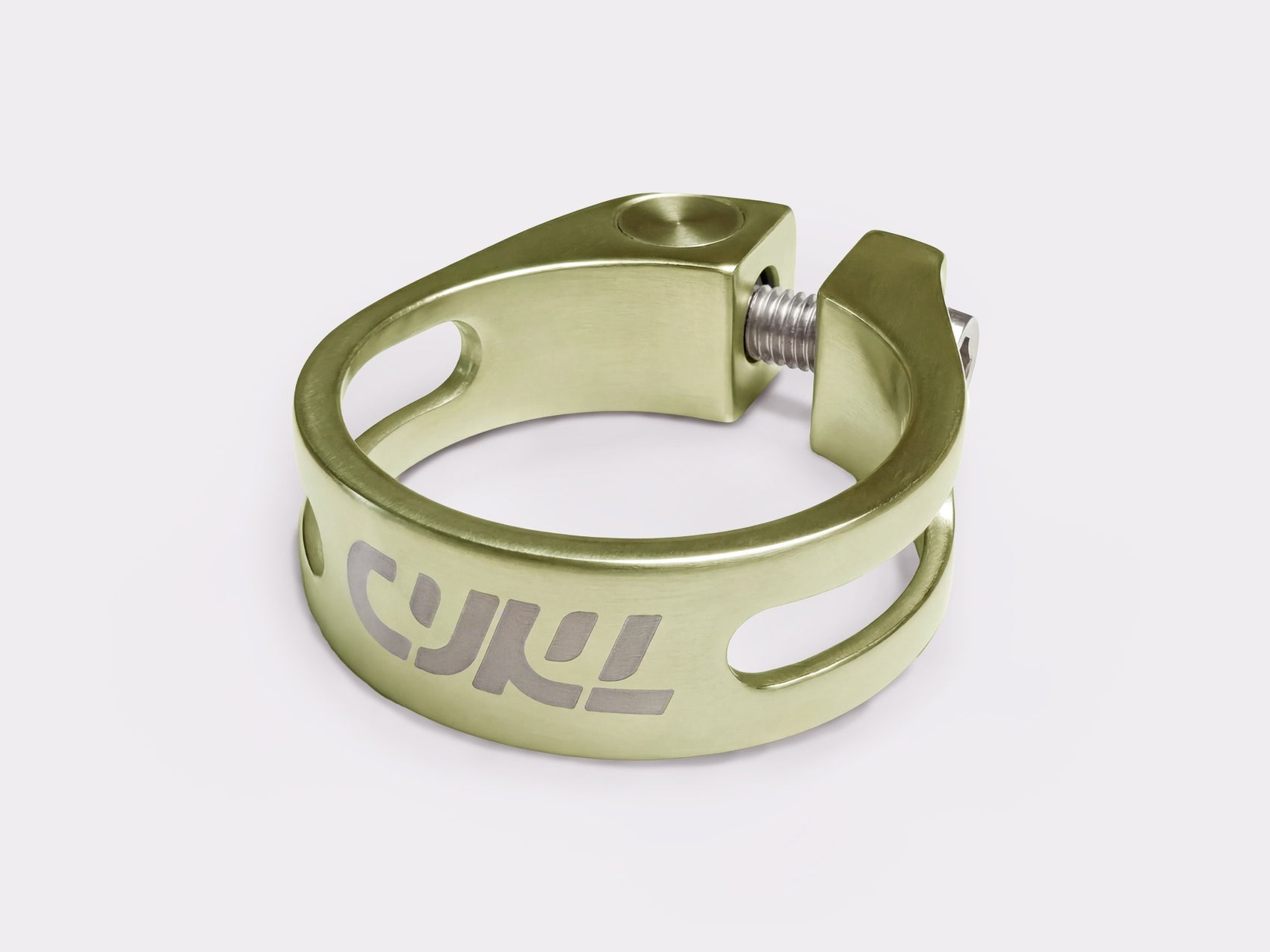 Collier de selle en titane CYKL couleur or vert anodisée