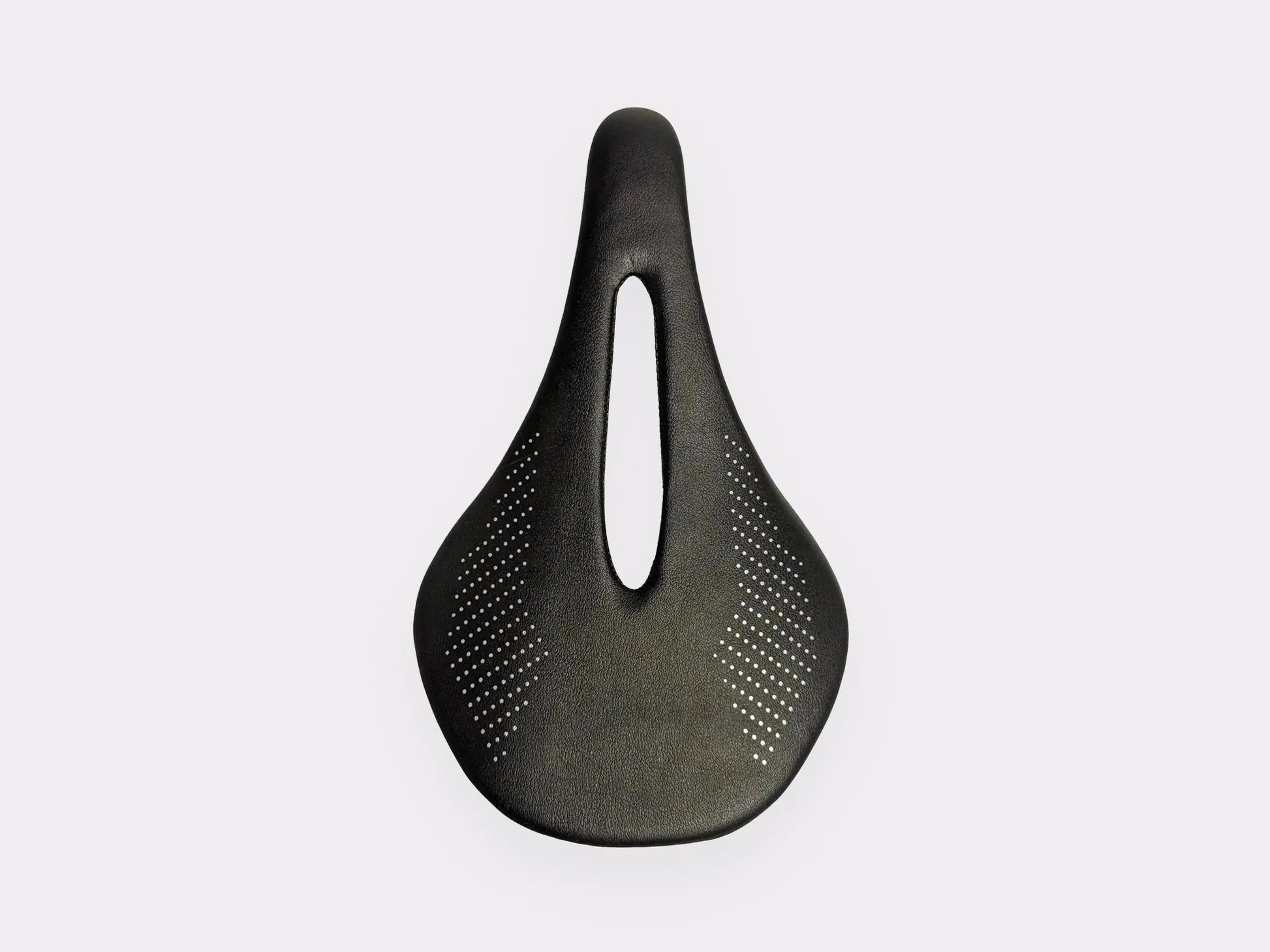 Zoom sur rails carbone de la selle ultra light CYKL – absorption des vibrations, compatibilité tige de selle standard