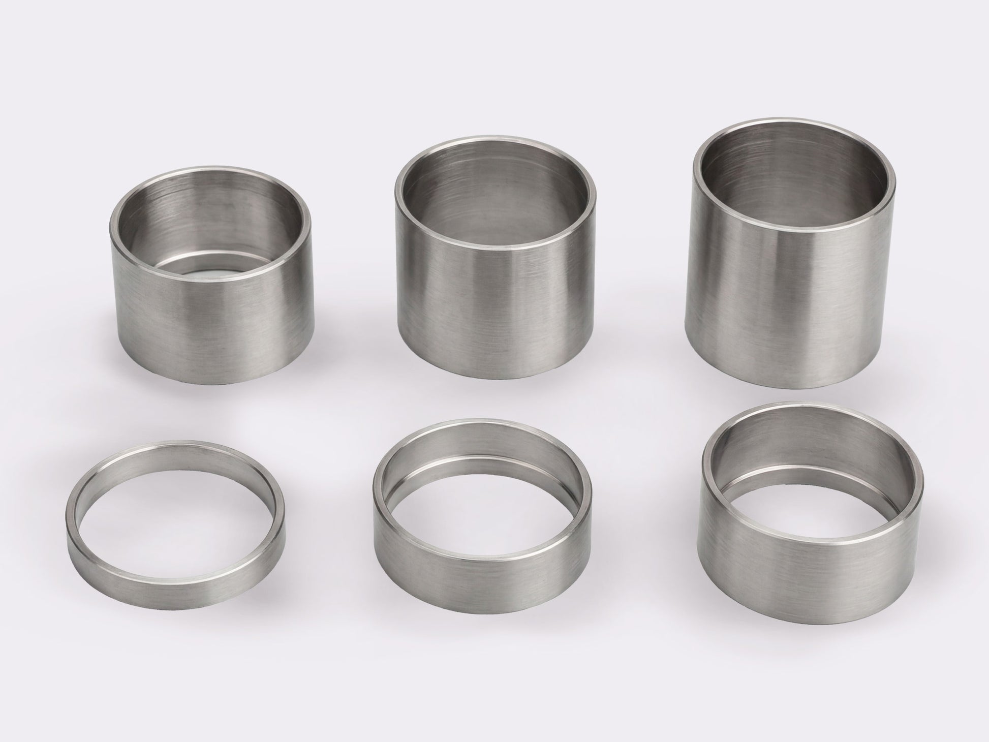 Entretoises en titane pour vélo de gravel et route en titane. Vendus par CYKL. Six tailles différentes