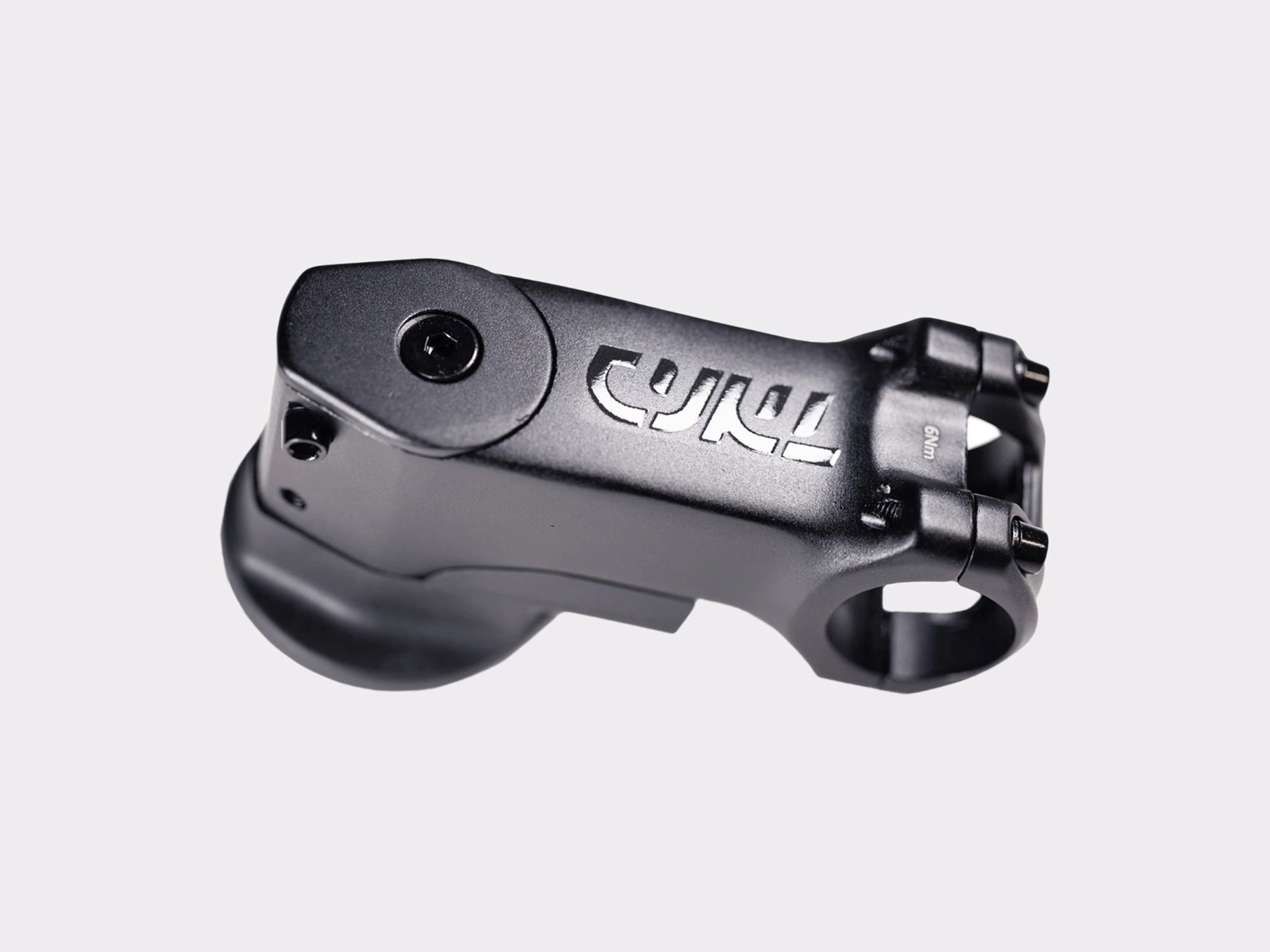 Vue de face de la potence CYKL en aluminium 6061-T6 anodisé noir, mettant en évidence la plaque de serrage à 4 vis et l'orifice d'entrée inférieur pour l'acheminement interne des gaines.
