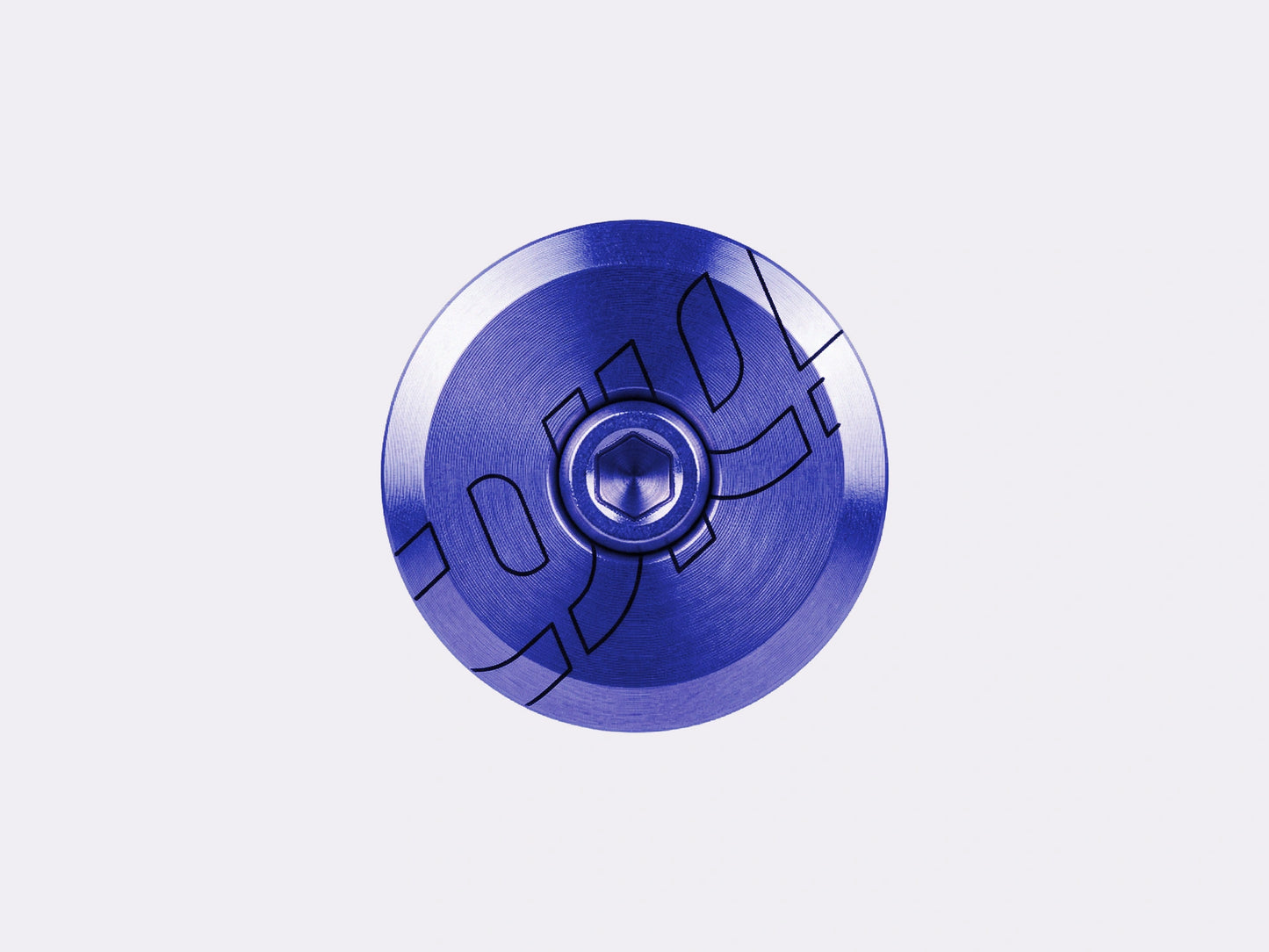 Vue de face du kit bouchon de potence CYKL en titane anodisé bleu incluant le top cap et la vis de compression. (Bleu)
