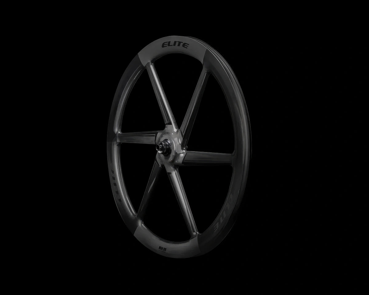 Roue avant Elitewheels Velo Six II Disc à bâtons carbone, vue 3/4, jante 50 mm