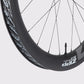 Profil de jante carbone Zipp 303 SW XPLR montrant la largeur interne de 32 mm et le fond de jante tubeless