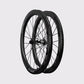 paire de roues elitewheels drive g50 cs. Roues de gravel en carbone avec rayons carbone et moyeux titane.